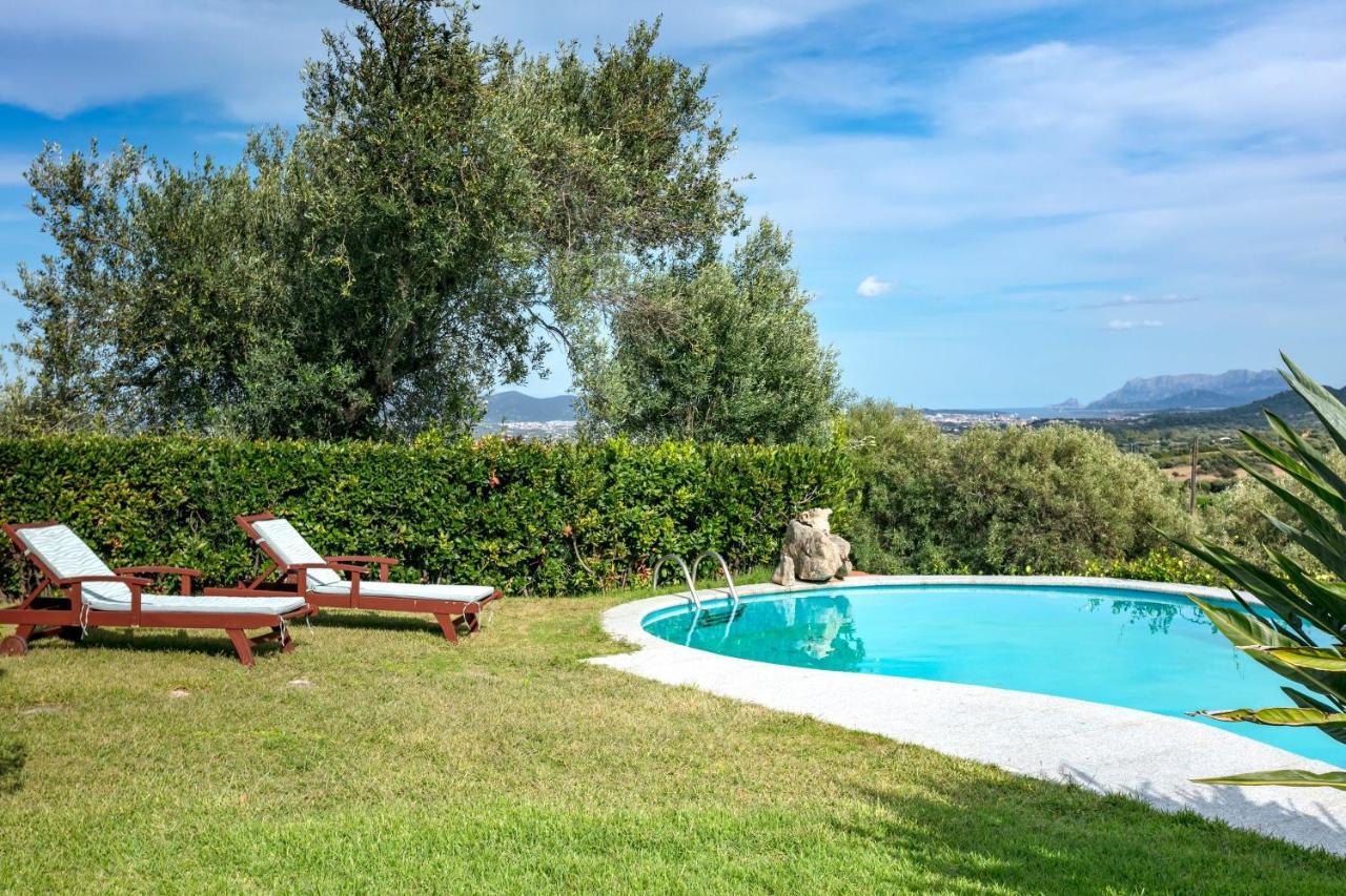 Villa Peditoltu Olbia Bagian luar foto