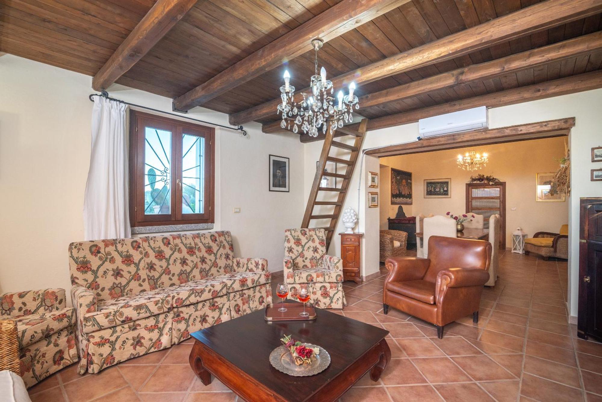 Villa Peditoltu Olbia Bagian luar foto