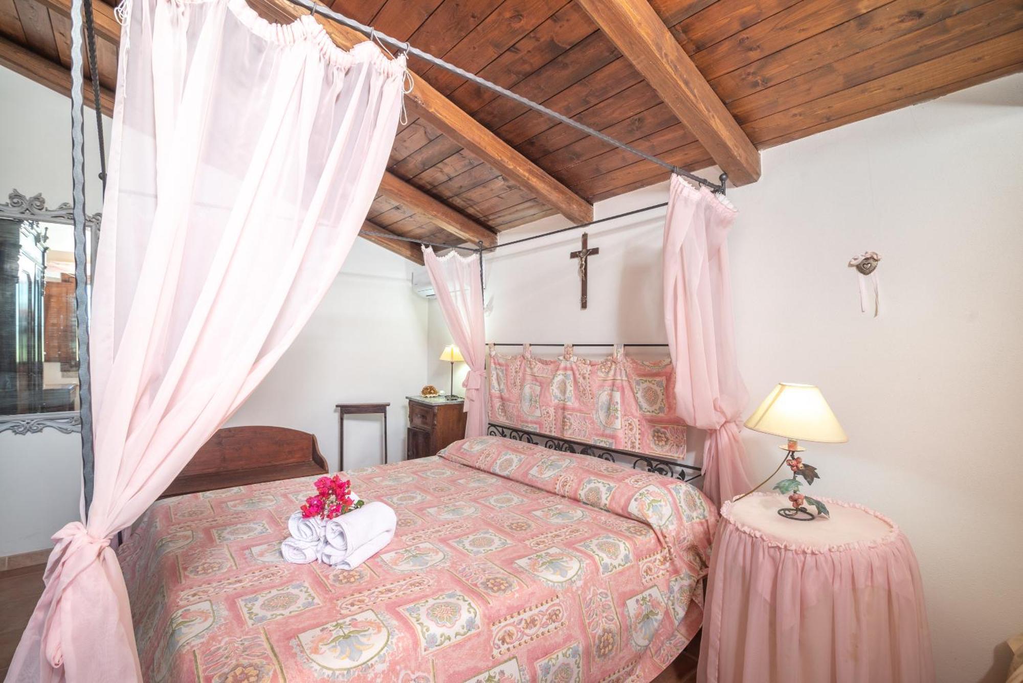 Villa Peditoltu Olbia Bagian luar foto