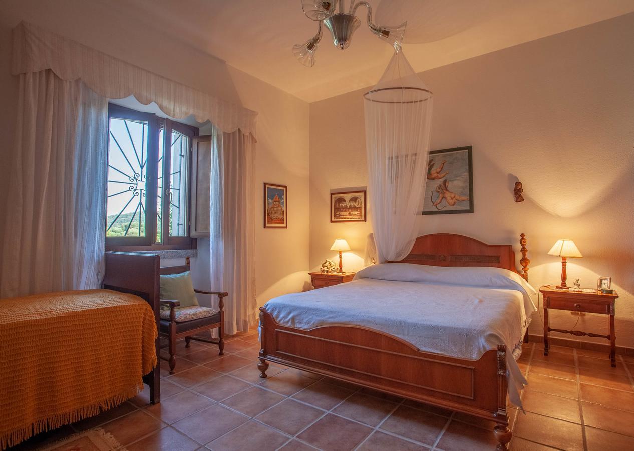 Villa Peditoltu Olbia Bagian luar foto