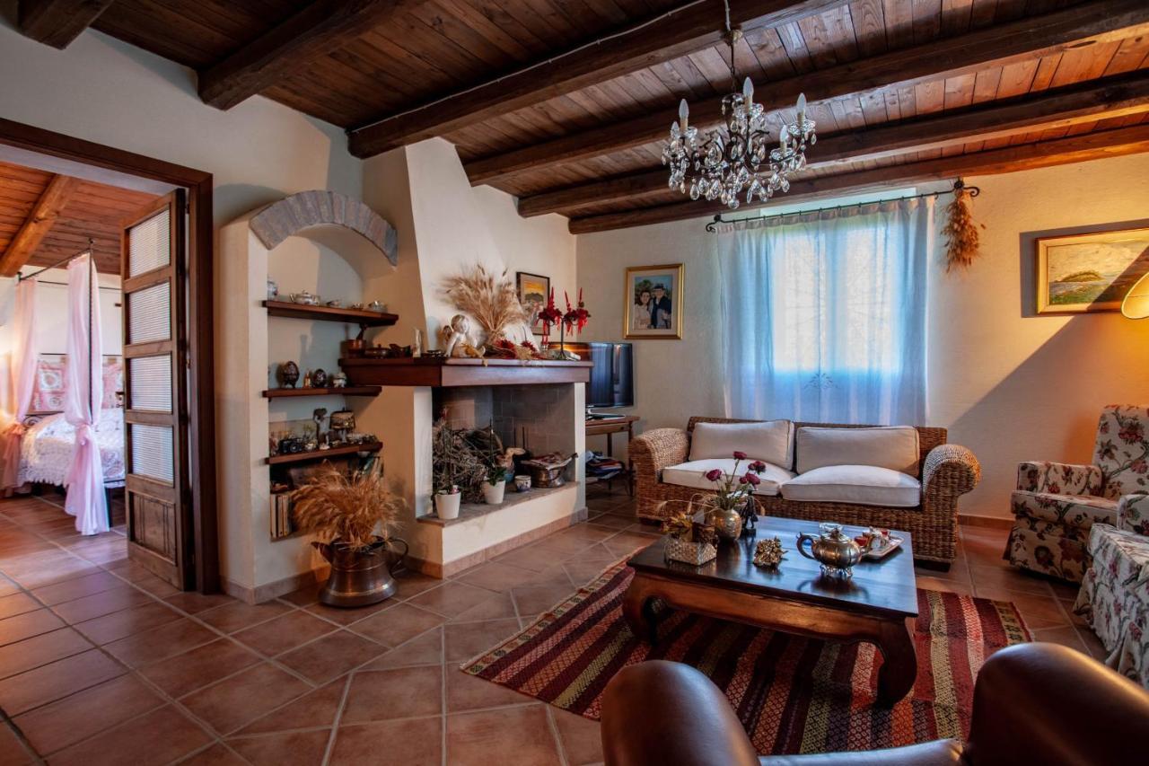 Villa Peditoltu Olbia Bagian luar foto